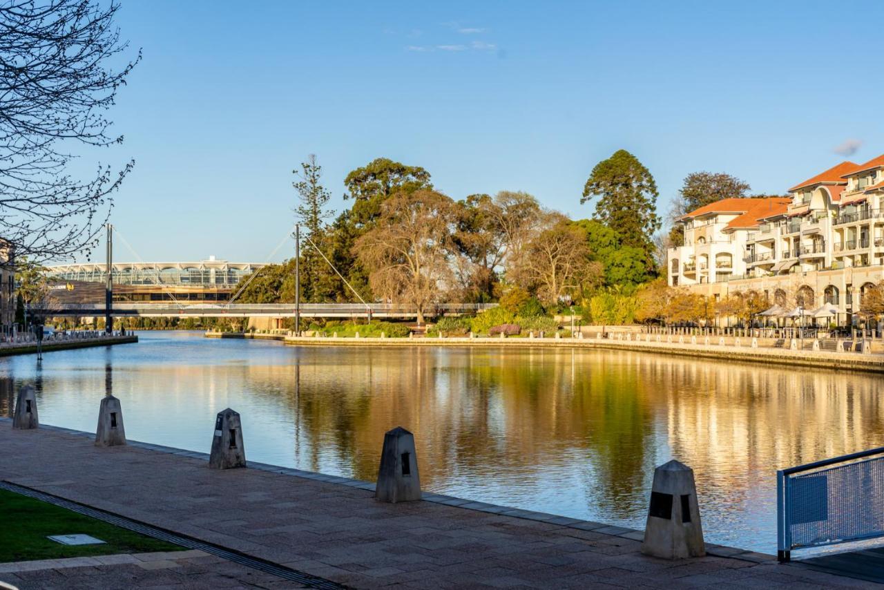 Riverside Panorama Suite Spectacular City Living Perth Exterior photo
